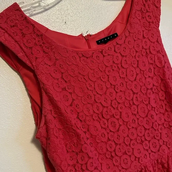 Vintage Lace Pencil Dress size 14 - Picture 2 of 3